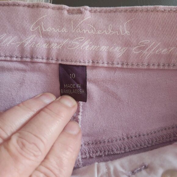 Gloria Vanderbilt size 10 Amanda Short NWT Purple slimming effect shorts - Picture 7 of 8
